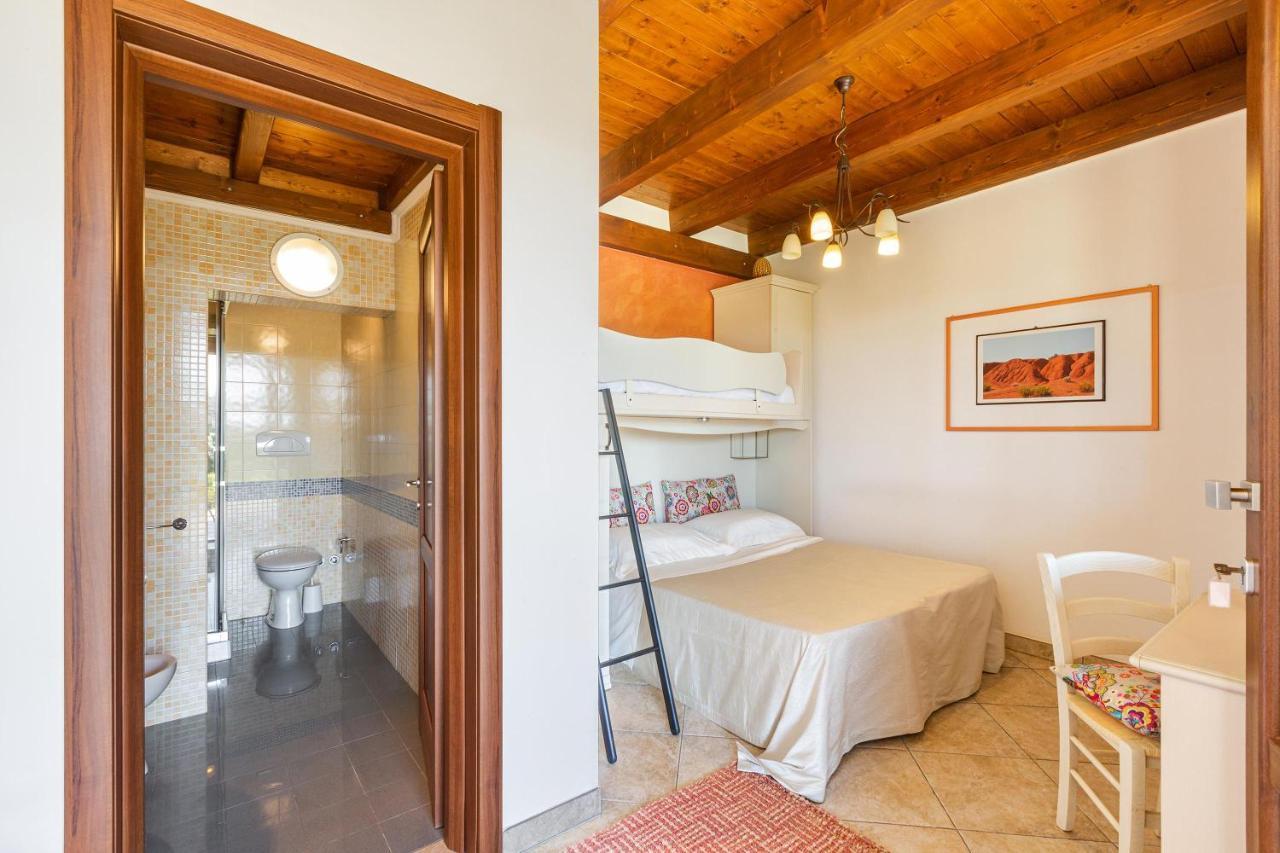 Tenuta Cavalieri Леверано Экстерьер фото